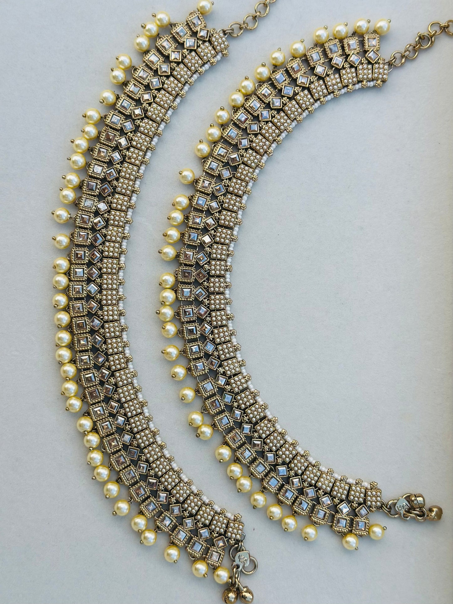 Vaanya Kundan Anklet