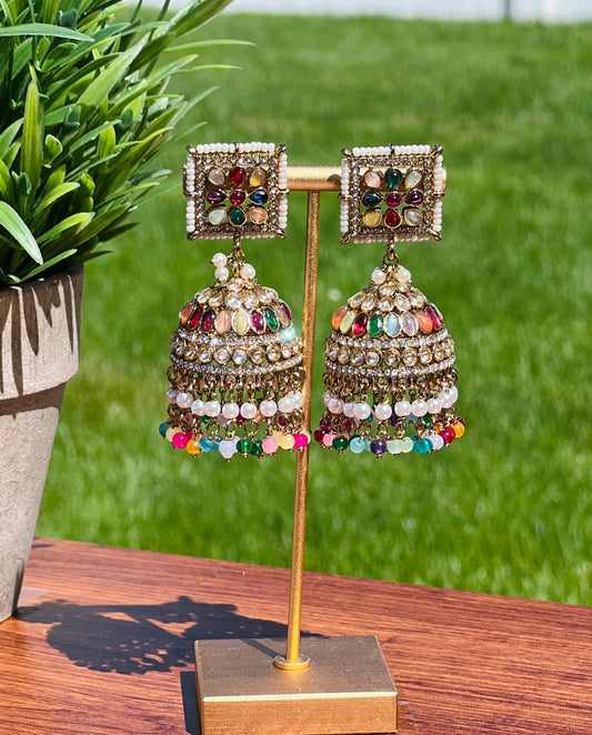 Aiza Jhumki Earrings