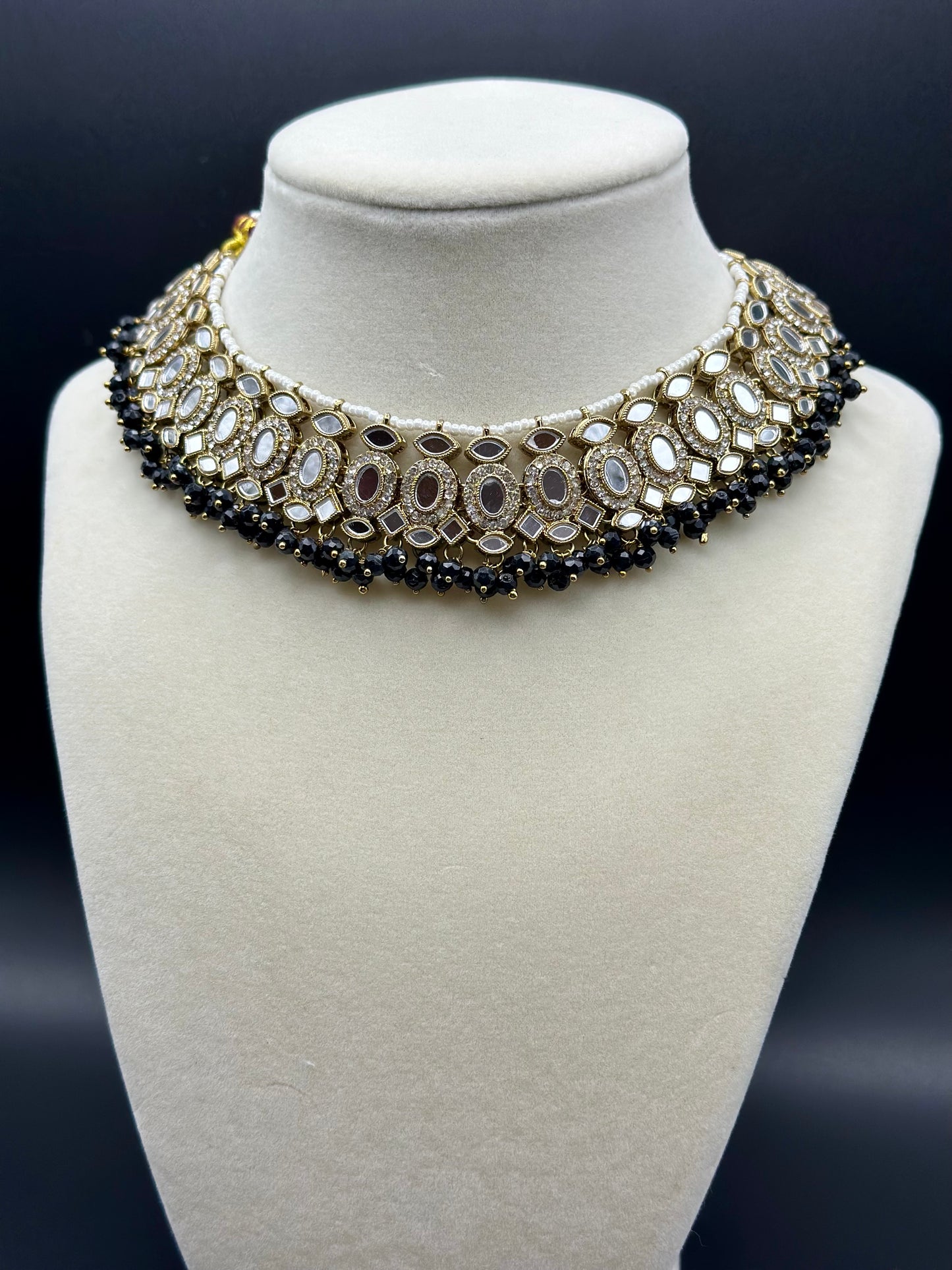 Anjali Necklace Set (Includes Earrings & Tikka)