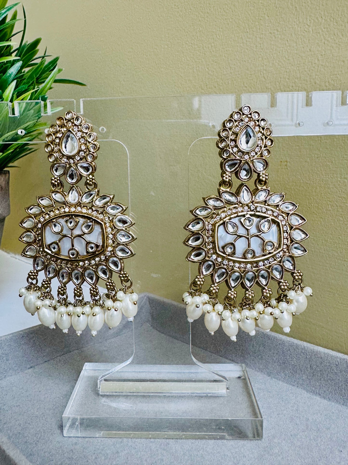 Maya Kundan Earrings