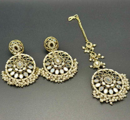 Anjali Necklace Set (Includes Earrings & Tikka)